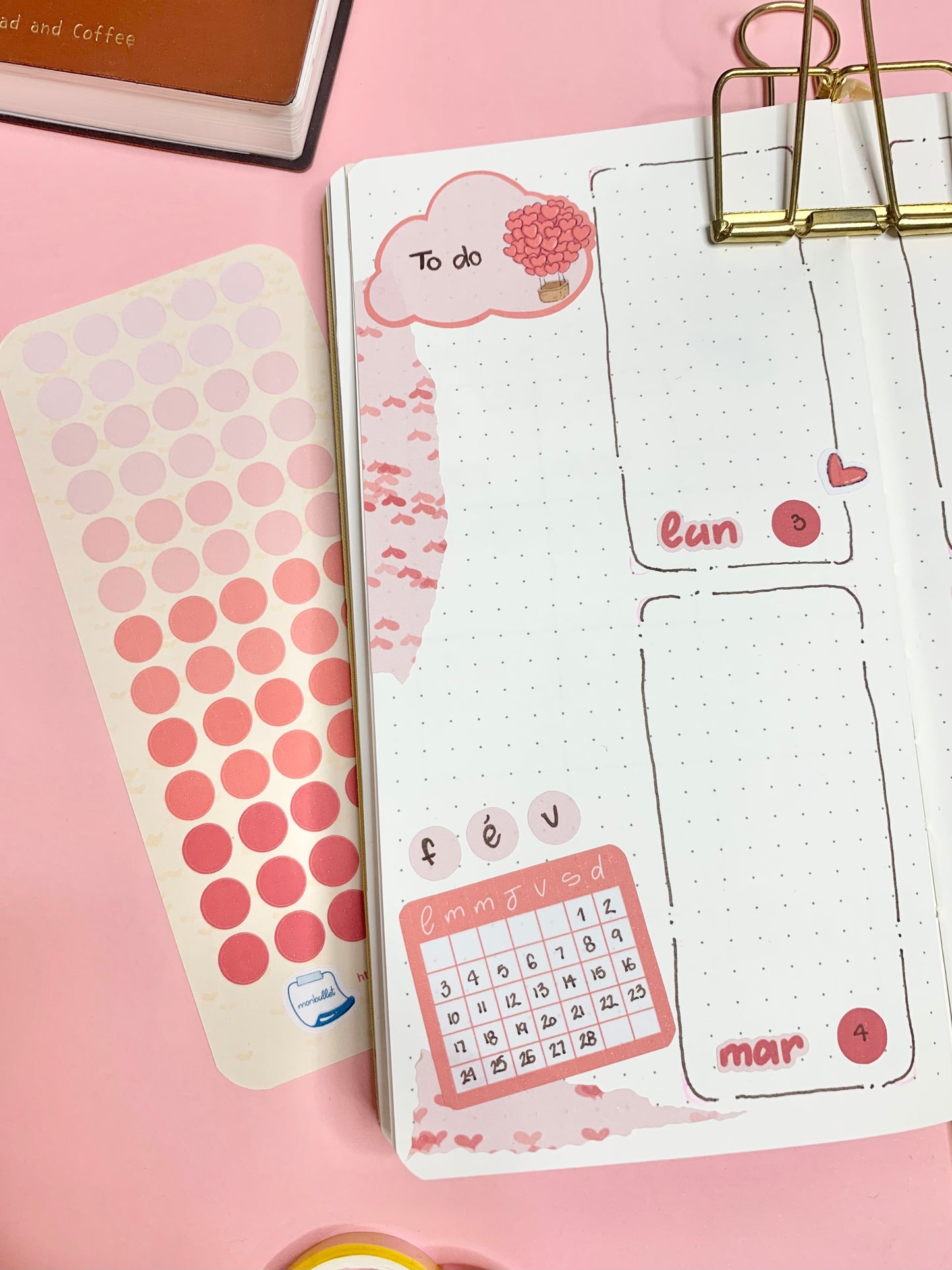 Feuille d’autocollants / stickers ronds « Valentine’s day » ( bullet ,journaling , déco , scrap , …etc)