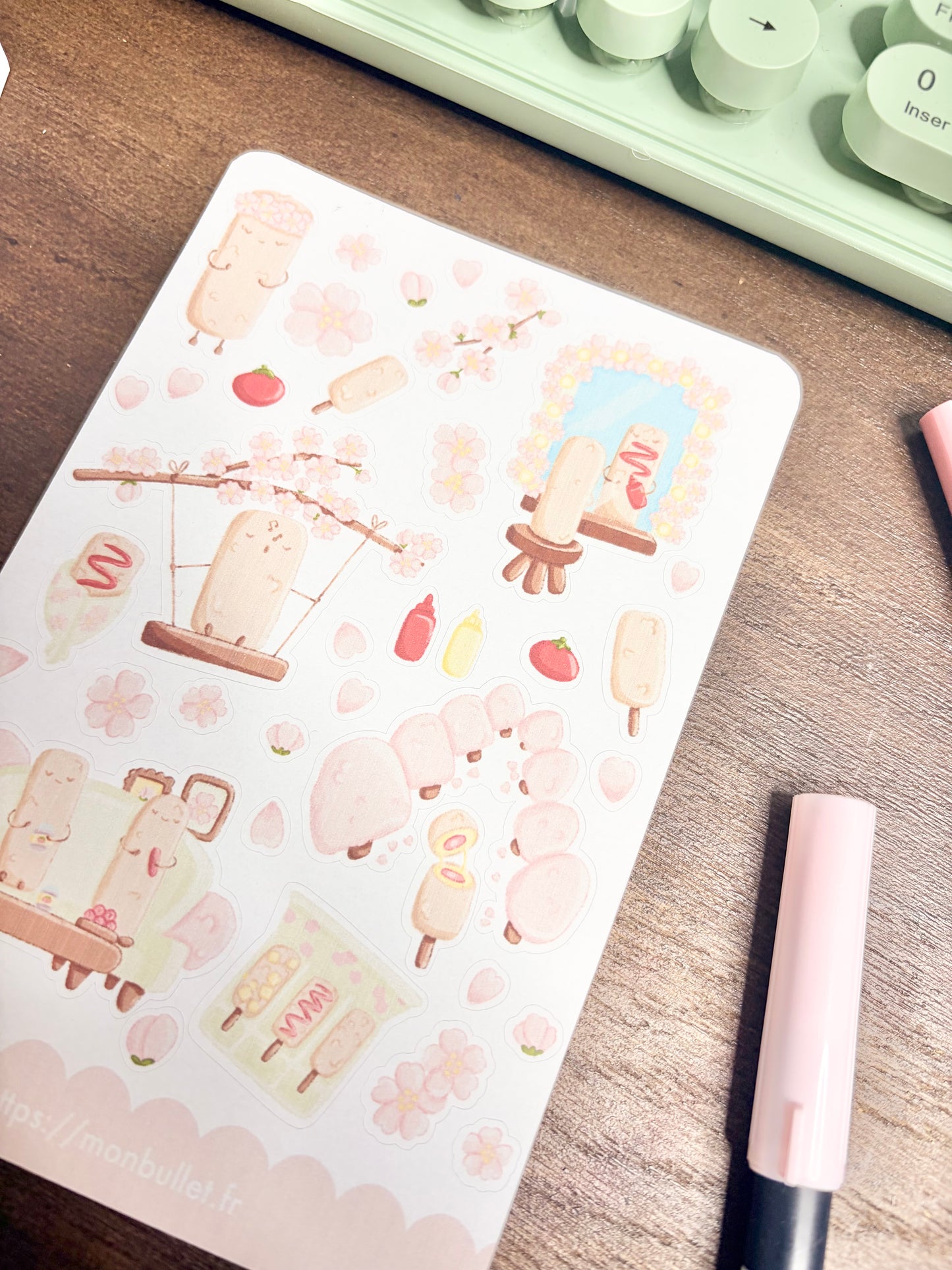 Feuille d’autocollants / stickers mat « Sakura & corndog » ( bullet ,journaling , déco , scrap , …etc)