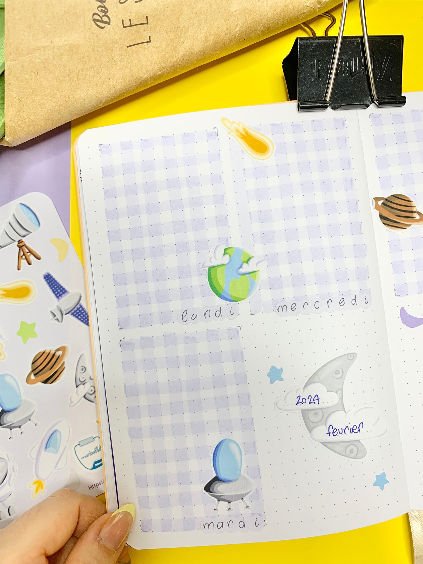 Feuille d’autocollants / stickers space( bullet ,journaling , déco , scrap , …etc)