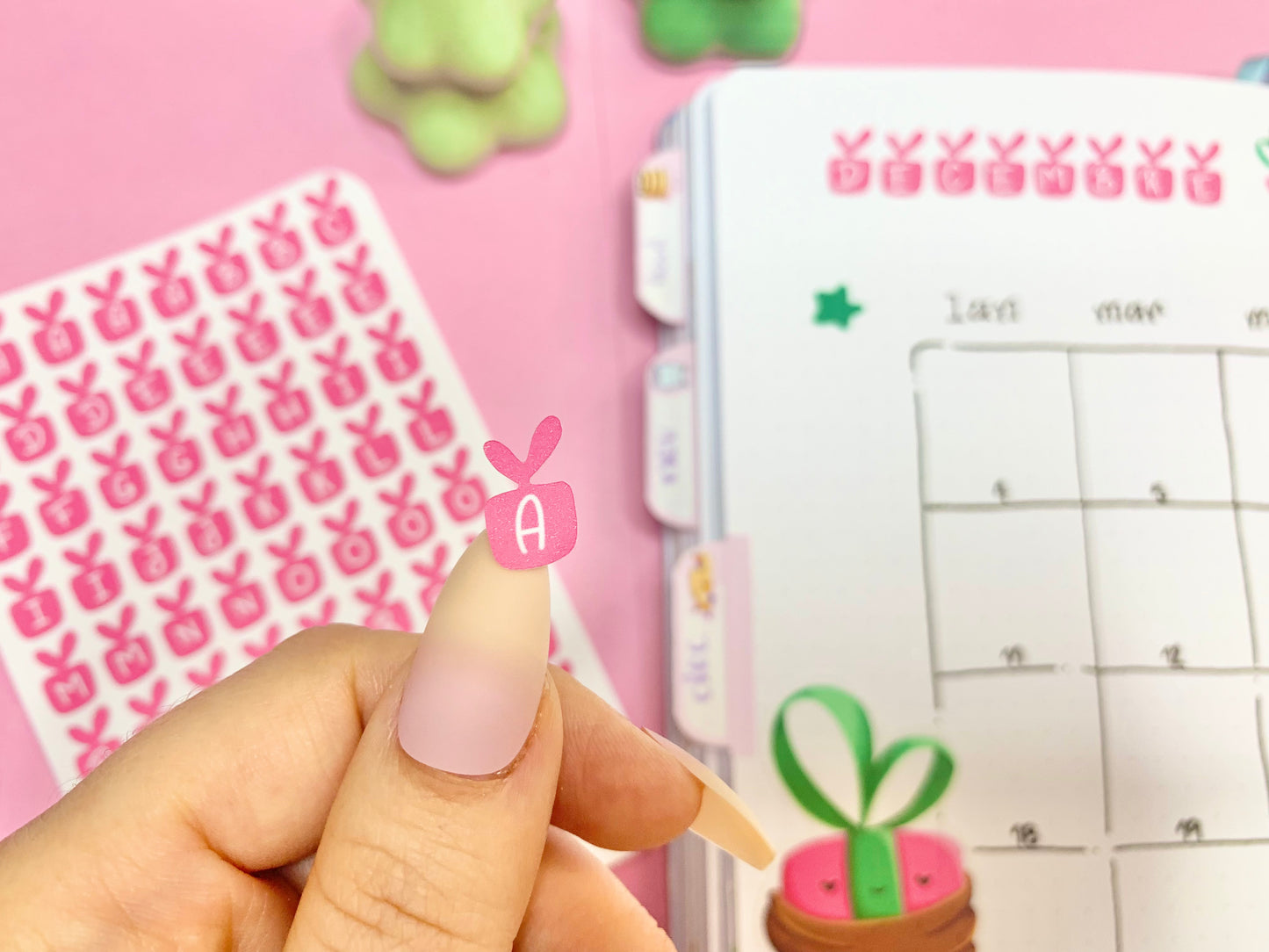 Feuille d’autocollants / stickers mat lettres Gift’s dailie( bullet ,journaling , déco , scrap , …etc)