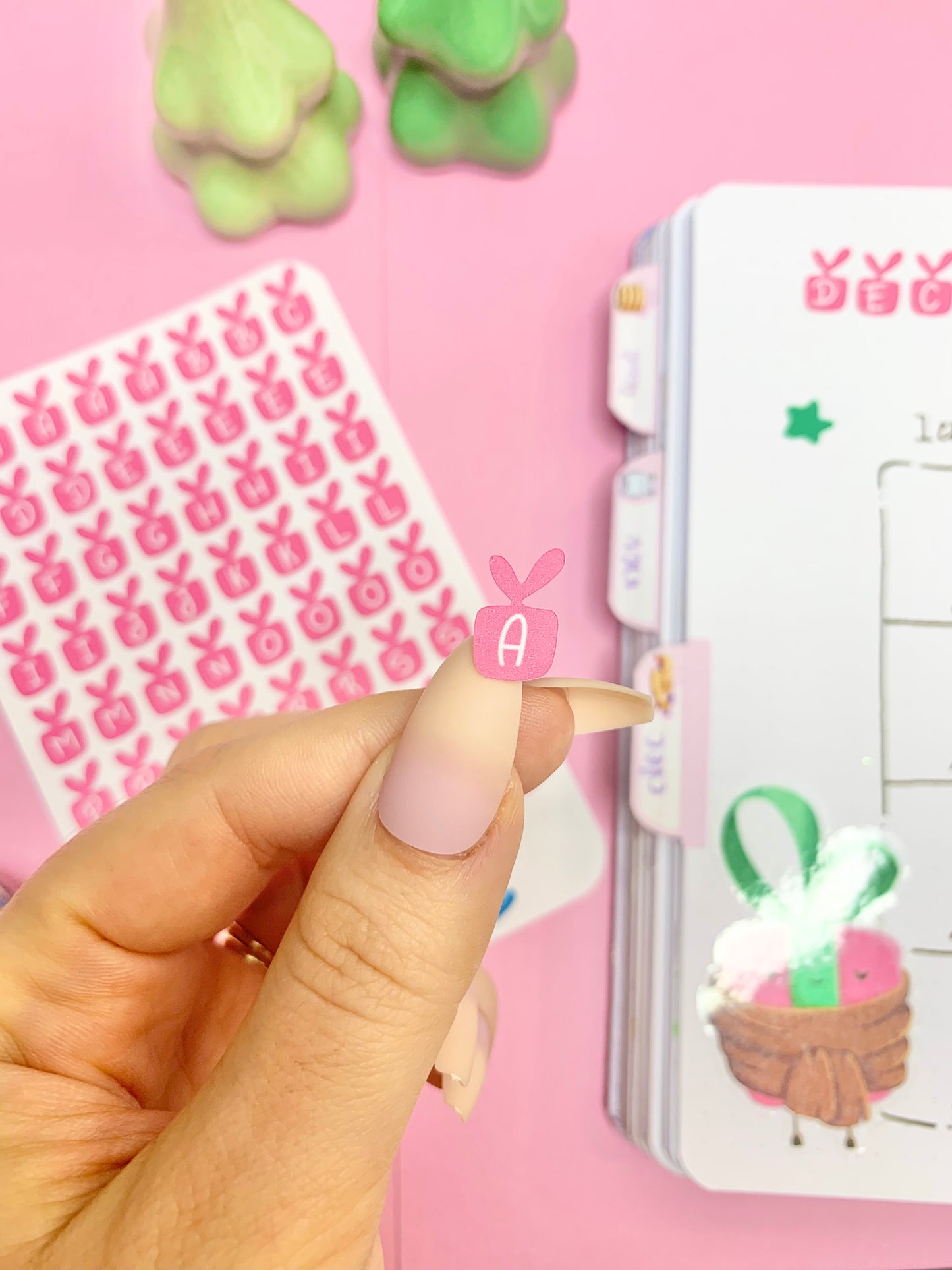 Feuille d’autocollants / stickers mat lettres Gift’s dailie( bullet ,journaling , déco , scrap , …etc)