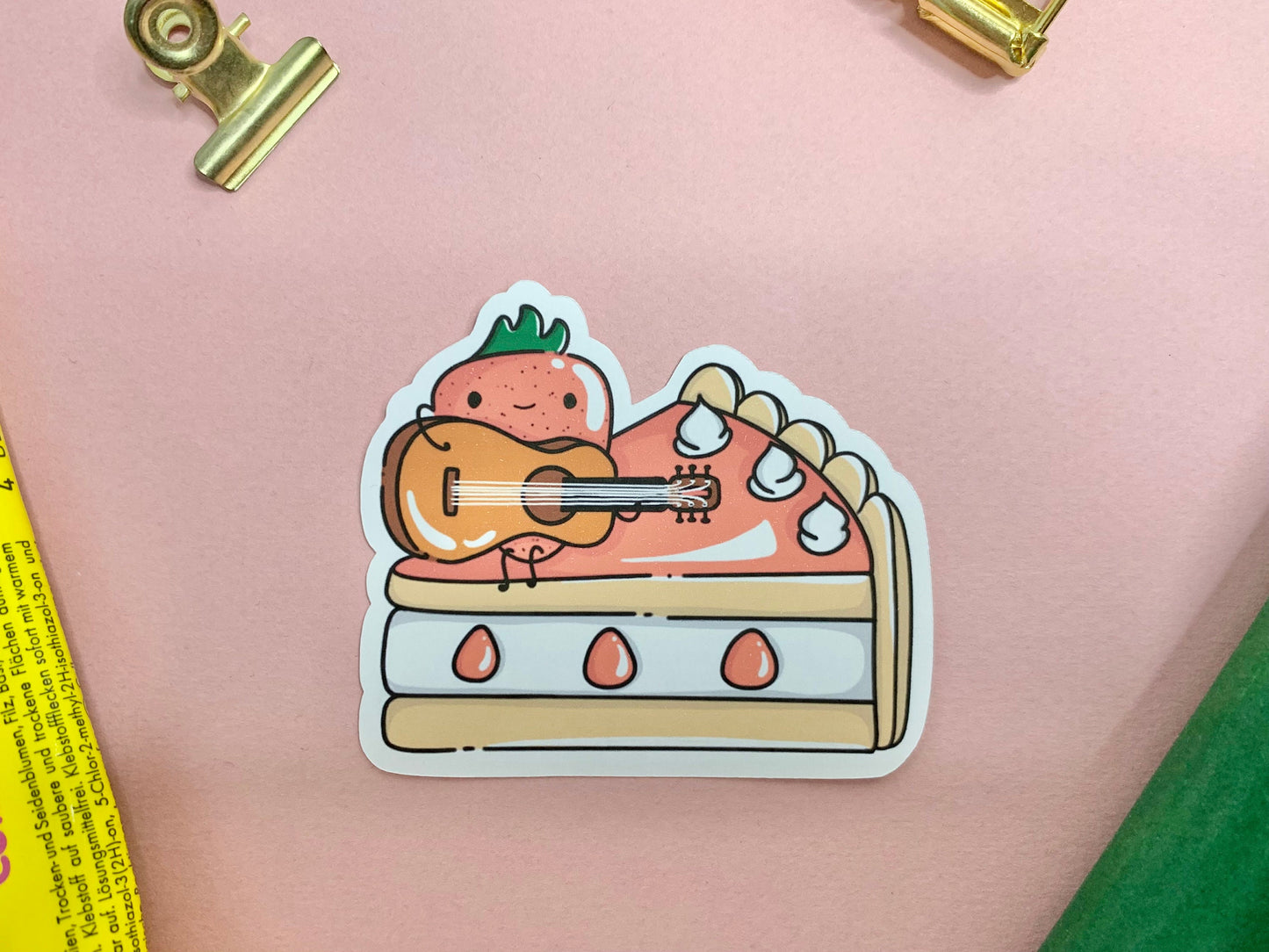 Die-cut / Autocollant/sticker mat fraise guitariste ( bullet ,journaling , déco , scrap , …etc)