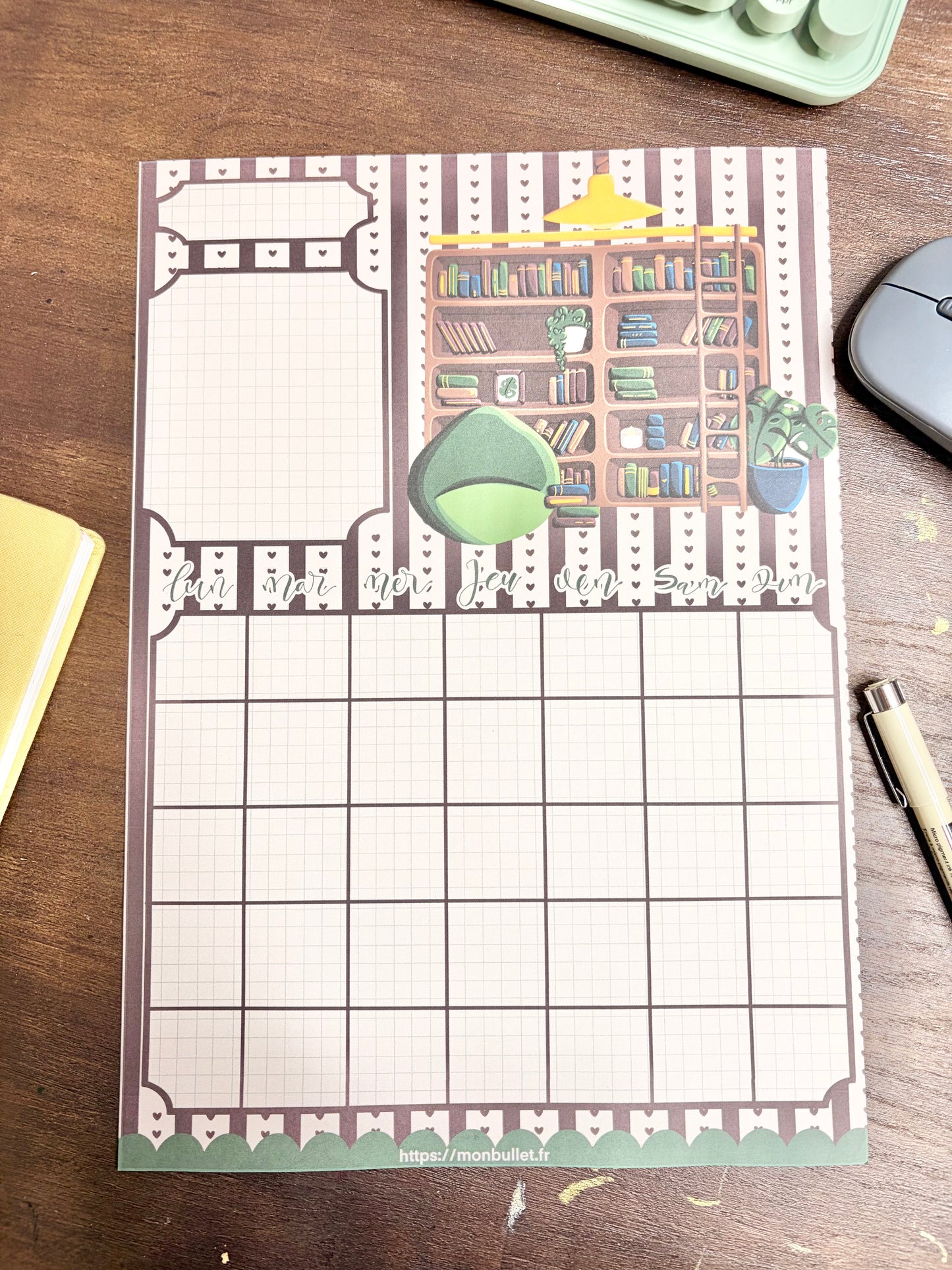 Calendrier mensuel digital « Cosy & book »