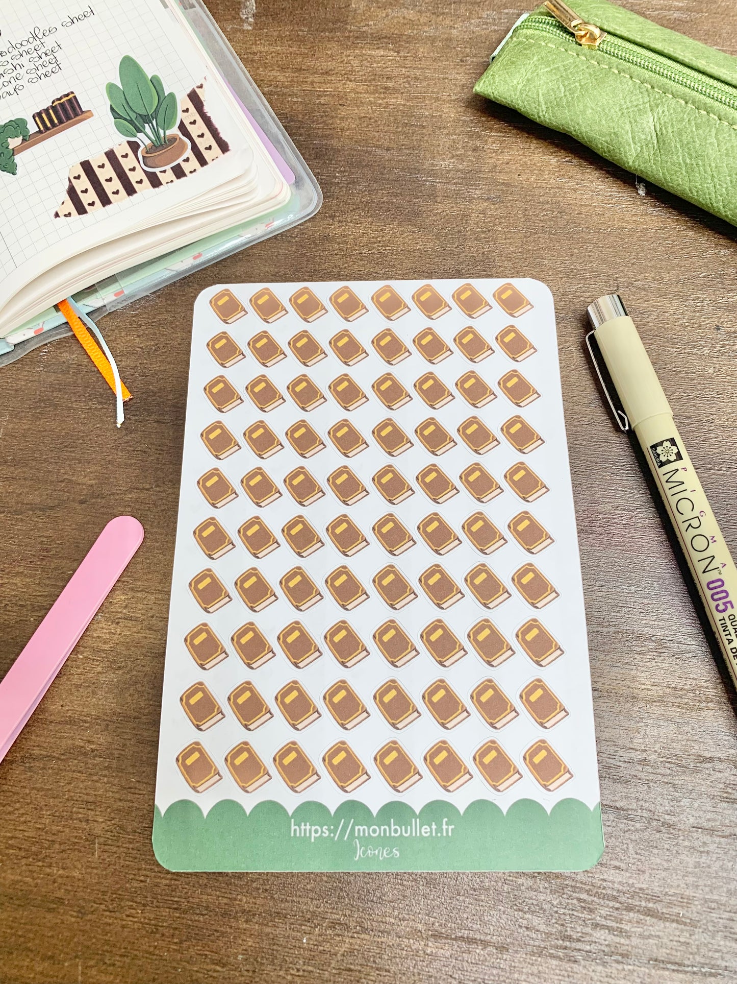 Feuille d’autocollants / stickers icone livre « Cosy & books » ( bullet ,journaling , déco , scrap , …etc)