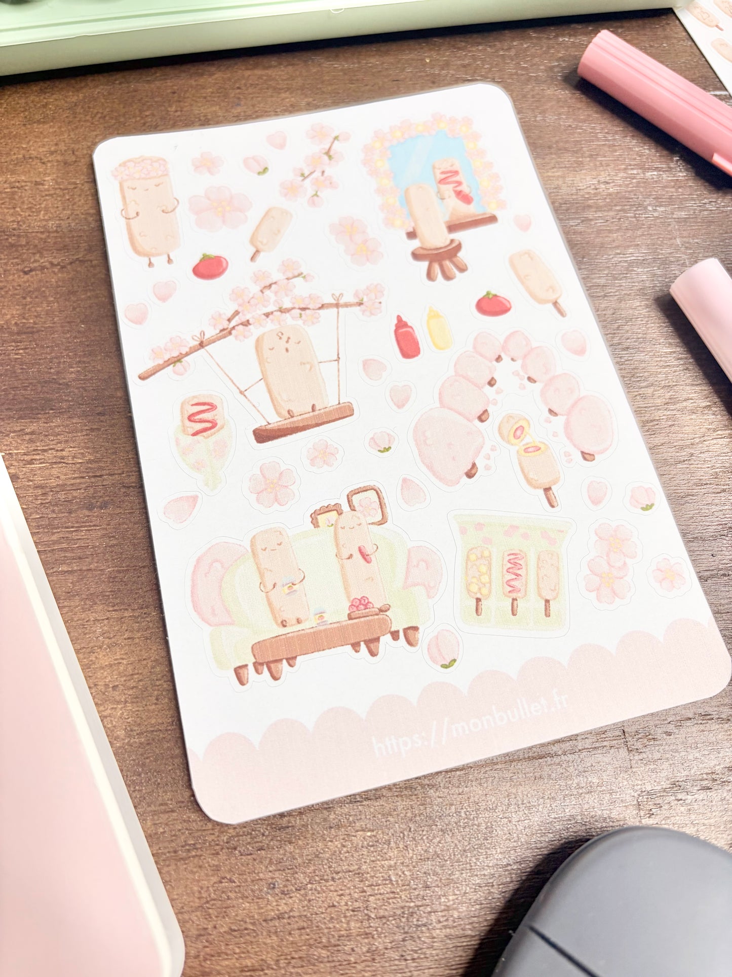 Feuille d’autocollants / stickers mat « Sakura & corndog » ( bullet ,journaling , déco , scrap , …etc)