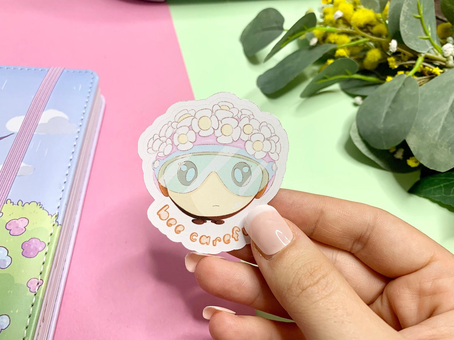 Die-cut / Autocollant/sticker mat  Abeille prudente ( bullet ,journaling , déco , scrap , …etc)